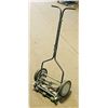 Image 1 : EARTHWISE PUSH MOWER