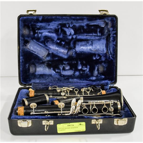 VINTAGE BUNDY RESONITE CLARINET