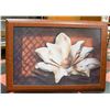 Image 1 : PAIR OF FRAMED TEXTURED FLOWER FRINTS