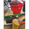 Image 4 : Cleaning Supplies Lot
