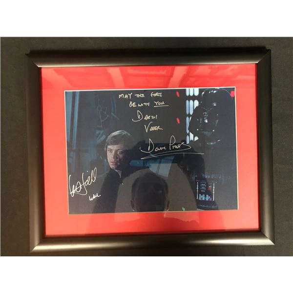 MARK HAMILL & DAVID PROWSE SIGNED FRAMED 8X10 PHOTO (RA COA)