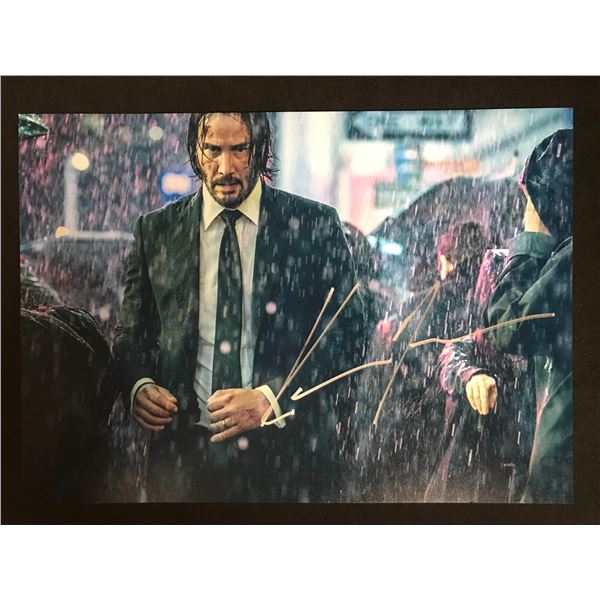 KEANU REEVES SIGNED 8X10 PHOTO (RA COA)