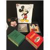 Image 1 : VINTAGE DISNEY COLLECTIBLES LOT