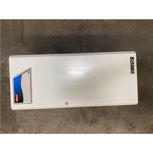 APW McLean # CR23-0226-G002H Electronic Enclosed Air Conditioner