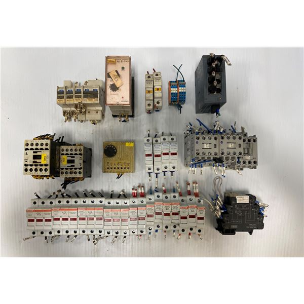 Lot Of Electrical Items