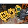 Image 1 : 4 Mop Buckets