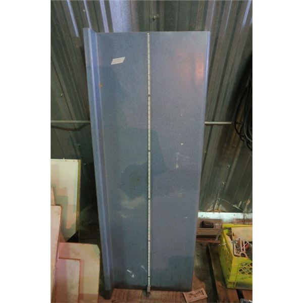 Kitchen Counter Top Roughly 5'4"