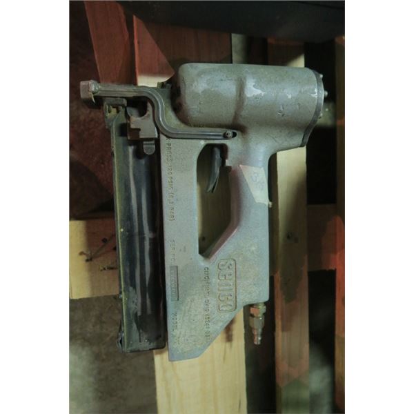 Senco Air Nailer