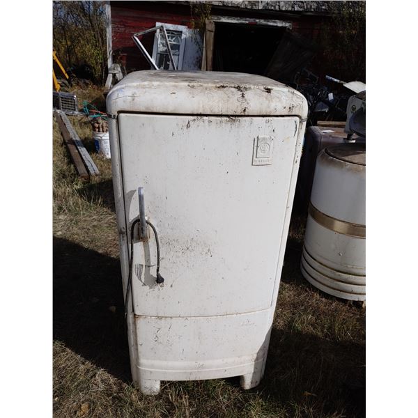 Antique Frigidaire Refrigerator