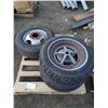 Image 1 : 3 assorted Tires on Rims
