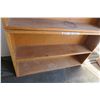 Image 5 : 2 Wooden Shelves (Stacked in Pictures)