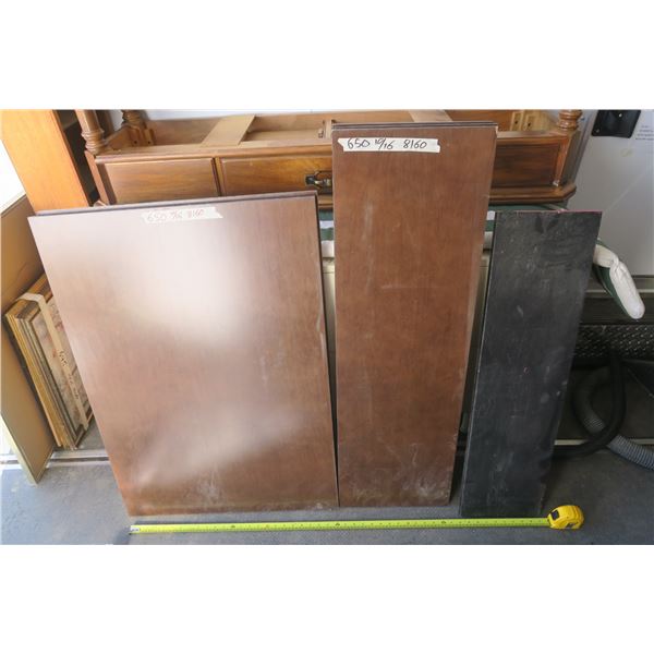 Lot of Shelving Pieces