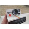 Image 5 : Polaroid Land Camera In a Case (Case has Broken Zipper)