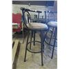 Image 3 : 3 Bar Stools