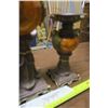Image 5 : 3 Candle Holders