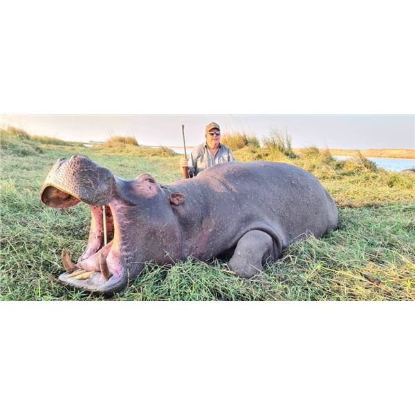 THORMAHLEN & COCHRAN:  7-Day Hunt in Namibia for One Hunter and One Non-Hunter for a Non-Exportable