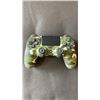 Image 2 : SONY PS4 WIRELESS CONTROLLER GREEN CAMO - WORKING