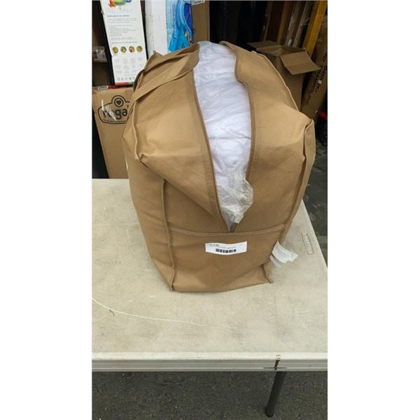 WHITE GOOSE DOWN COMFORTOR