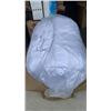 Image 2 : WHITE GOOSE DOWN COMFORTOR