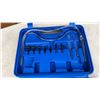 Image 4 : HAND HELD AUTOMOTIVE VACUUM TEST KIT