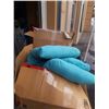 Image 1 : LOT OF NEW PATIO CUSHIONS