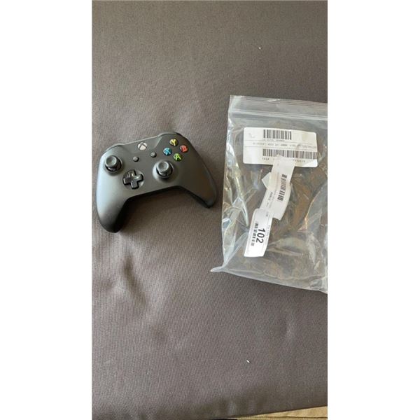 XBOX ONE WIRELESS CONTROLLER - WORKING, NO BATTERY COVER