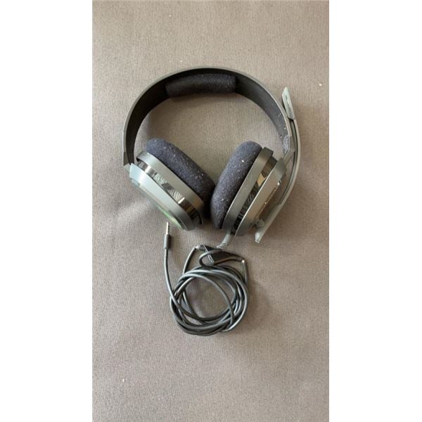 ASTRO A10 WIRED GAMING HEADSET - WORKING, CORD PROTECTOR FRAYED