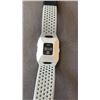 Image 3 : FITBIT IONIC ADIDAS EDITION WORKING NO CHARGER