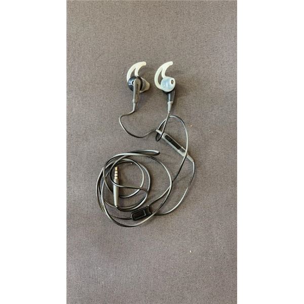 BOSE SOUNDSPORT IN EAR SPORT HEADPHONES - WORKING