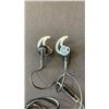 Image 2 : BOSE SOUNDSPORT IN EAR SPORT HEADPHONES - WORKING