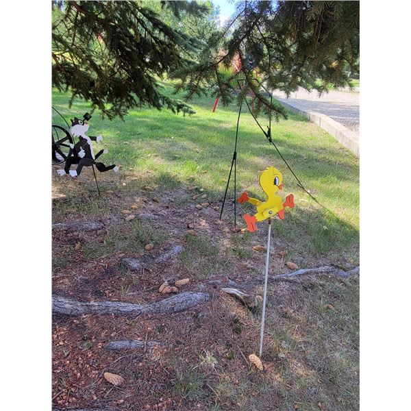 Tweety Bird and Sylvester James Pussycat Windmills