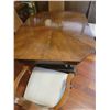 Image 2 : 6 Person Dining Set with 2 Sleeves & 6 Chairs