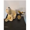 Image 3 : Danby Bar Fridge - Polar Bear Decoration - Pitcher