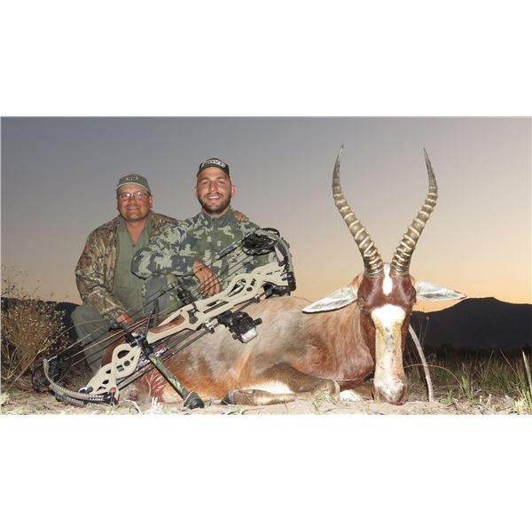 Africa Limpopo Province 10 days for 2 hunter and 2 non-hunters