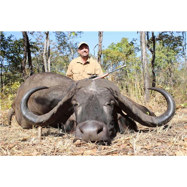 Sable and Buffalo Combo hunt for 2 hunters Africa