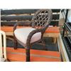 Image 2 : 406 --  Wicker Arm Chair