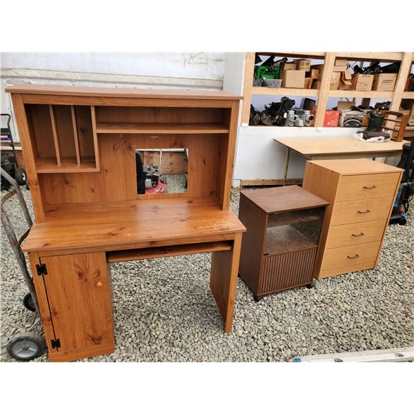 426 --  Large Wooden Desk Side Table & Dresser