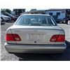 Image 6 : B2 --  1999 MERCEDES E430 , Gold , 225858  KM's