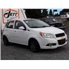 Image 3 : B6 --  2011 CHEVROLET AVEO 5  , White , 185495  KM's