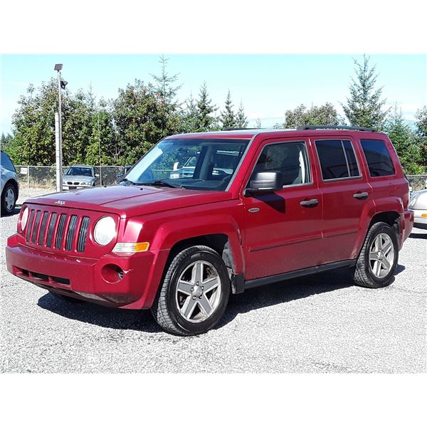 E3 --  2008 JEEP PATRIOT SPORT 4X4 , Red , 232166  KM's