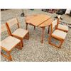 Image 2 : 448 --  Kitchen Table with 2 Leafs & 4 Chairs