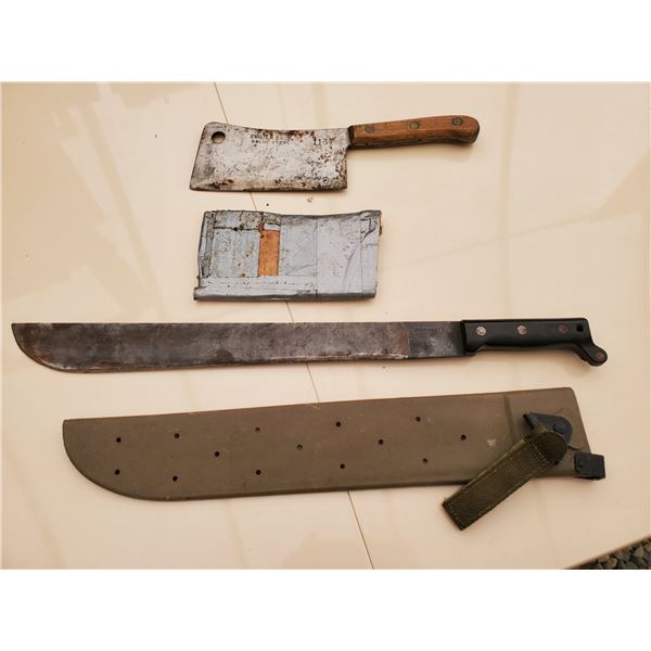 457 --  Clever & Machete with Case