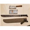 Image 1 : 457 --  Clever & Machete with Case