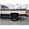 Image 13 : A4 --  1984 GMC HIGH SIERRA C2500 , Brown , 212975  KM's