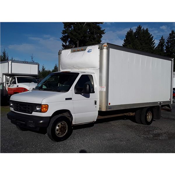 NOONB --  2006 ECONOLINE E350 SUPER DUTY CUTAWAY VAN , White , 263775  KM's