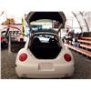 Image 19 : F4 --  2001 VOLKSWAGEN NEW BEETLE GLS , White , 119789  KM's