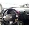 Image 25 : F4 --  2001 VOLKSWAGEN NEW BEETLE GLS , White , 119789  KM's