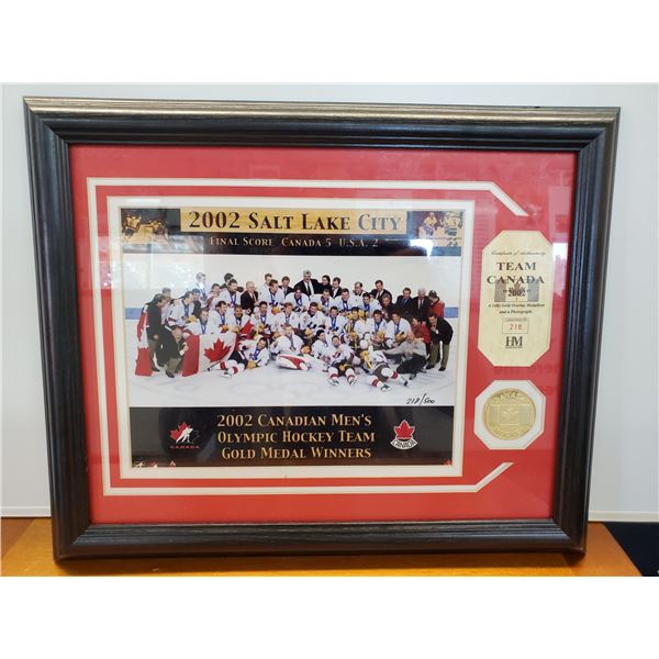522 -2002 Team Canada Mens Olympic Hockey Team Gold Medal Photograph W/ 24KT Overlay Medallion + COA