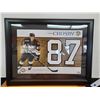 Image 1 : 526 -- Sidney Crosby Framed 17" x 21.5" Picture With Jersey Numbers Upper Deck Authentic 17" x 21.5"