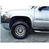 Image 18 : 0ZNOONB --  2001 CHEVROLET SIVERADO 2500 H.D FOOD TRUCK , White , 335299  KM's